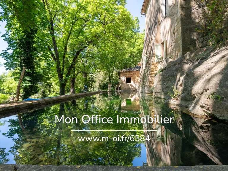 Maison La Tour-d'Aigues - 4 chambres - 850m²