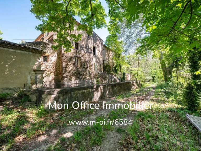 Maison La Tour-d'Aigues - 4 chambres - 850m²