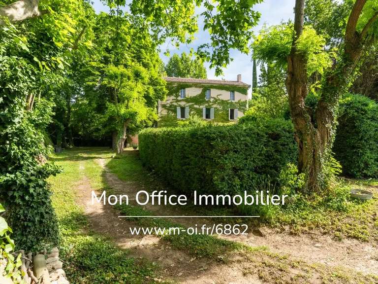 Maison La Tour-d'Aigues - 6 chambres - 350m²