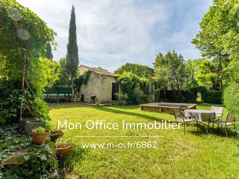 Maison La Tour-d'Aigues - 6 chambres - 350m²