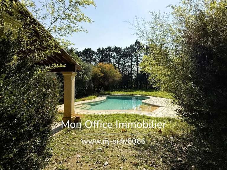 Maison La Tour-d'Aigues - 8 chambres - 390m²