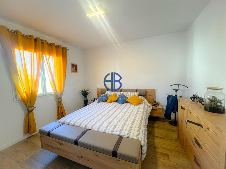 Maison La Tour-du-Pin - 4 chambres - 140m²