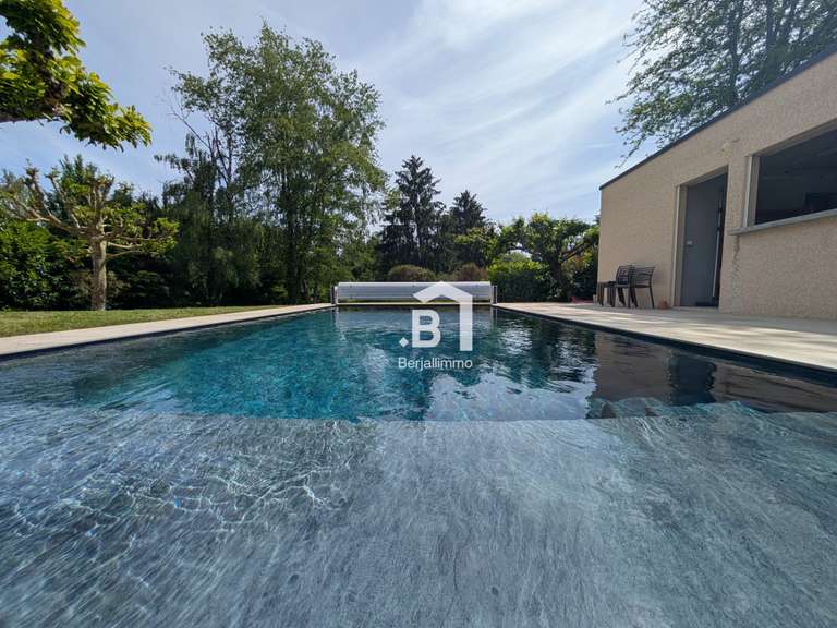 House La Tour-du-Pin - 5 bedrooms - 235m²