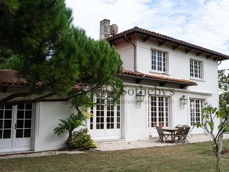 Maison La Tremblade - 4 chambres - 230m²