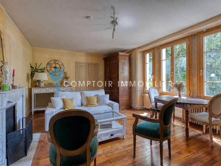 Maison La Tronche - 5 chambres - 220m²