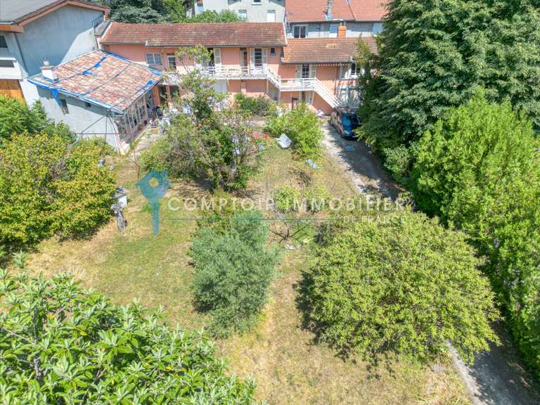Maison La Tronche - 5 chambres - 220m²