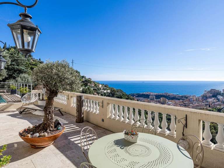 House with Sea view La Turbie - 130m²