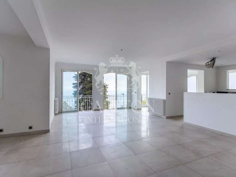 Villa La Turbie - 4 chambres - 240m²