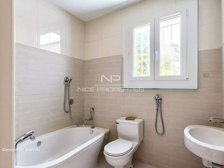 Villa La Turbie - 3 chambres - 241m²