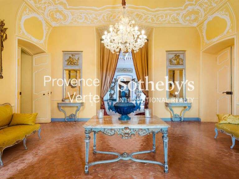 Château La Verdière - 5000m²