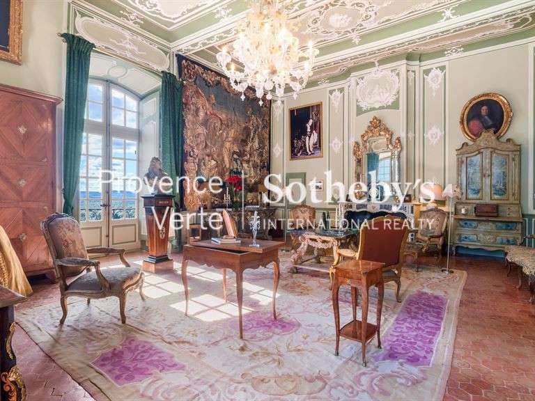 Château La Verdière - 5000m²