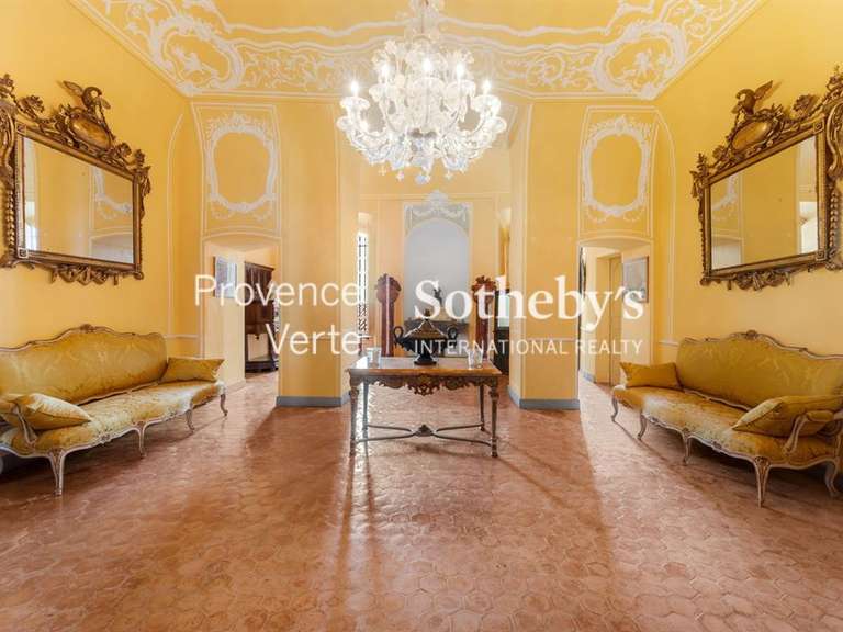 Château La Verdière - 5000m²