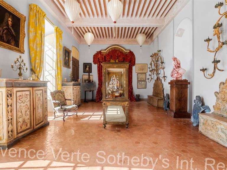 Château La Verdière - 5000m²