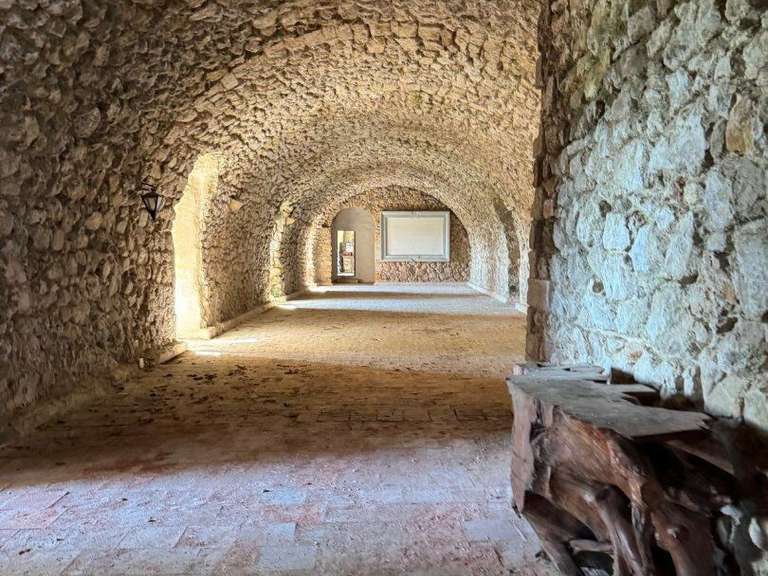 Château La Verdière - 25 chambres - 5000m²