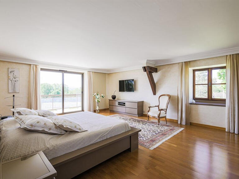 Maison La Verpillière - 5 chambres - 415m²