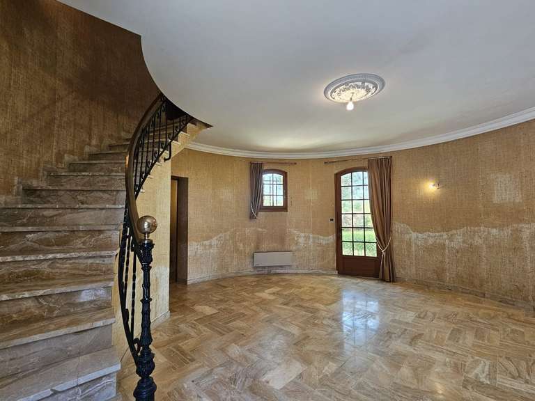 Villa Labarthe-sur-Lèze - 4 bedrooms - 250m²