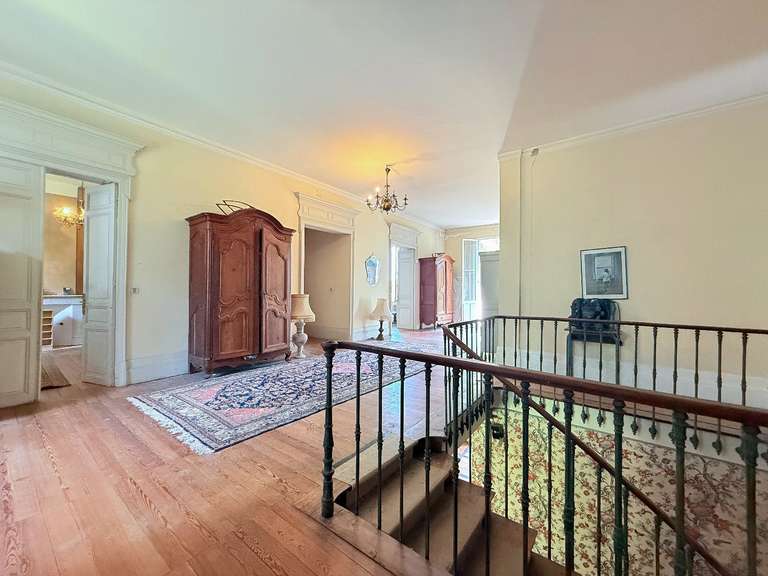 Château Labastide-Saint-Pierre - 8 chambres - 840m²