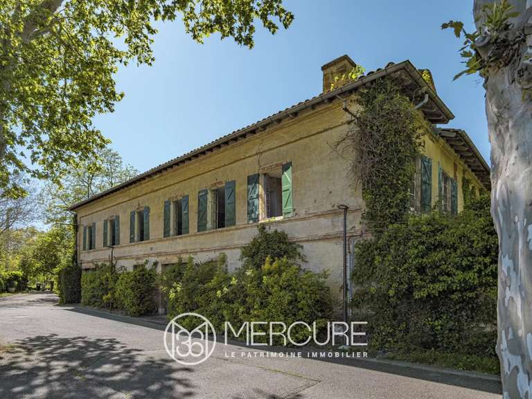 House Labège - 9 bedrooms - 438m²