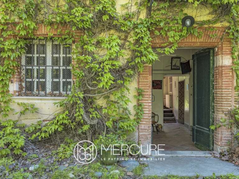 House Labège - 9 bedrooms - 438m²