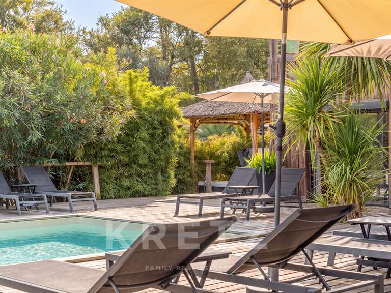 Maison Lacanau - 9 chambres - 325m²