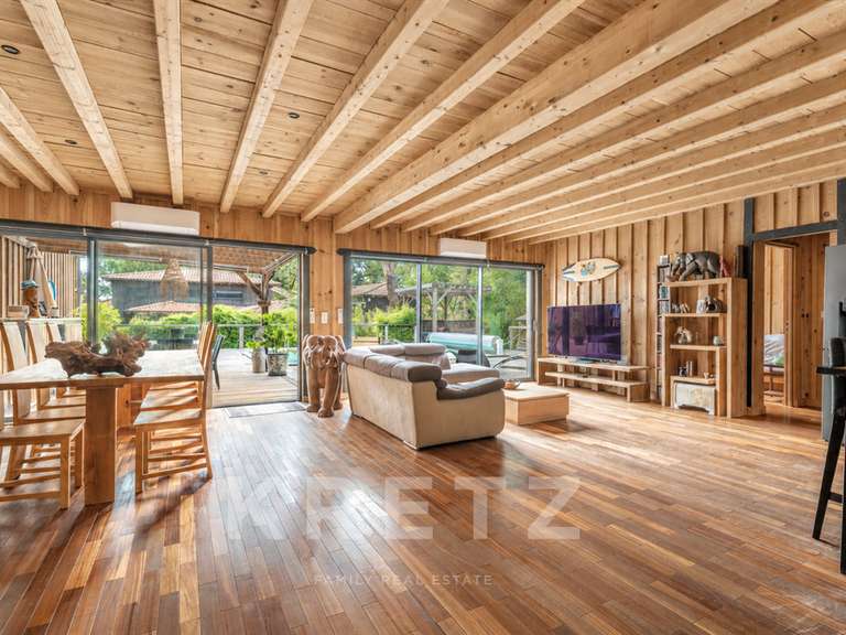Maison Lacanau - 9 chambres - 325m²