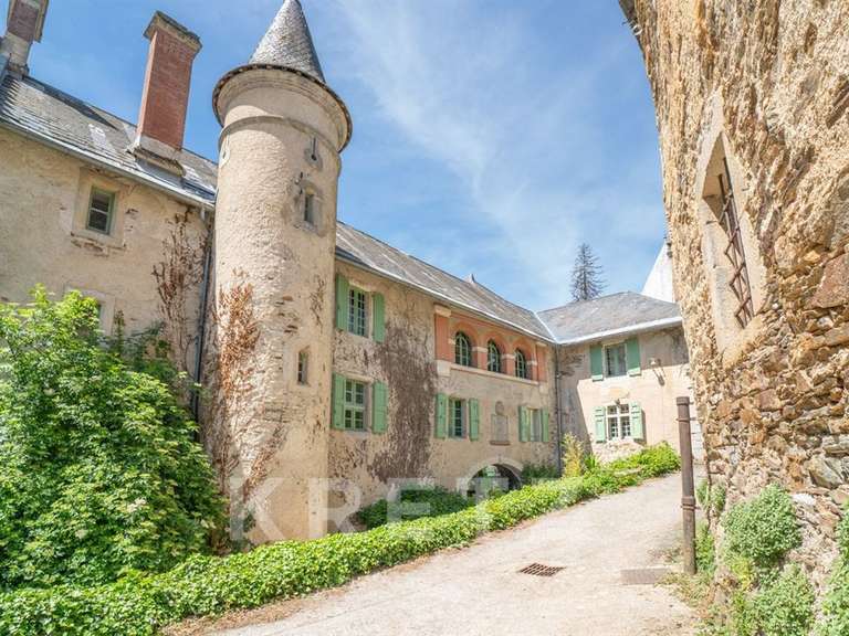 Château Lacaze - 9 chambres - 824m²