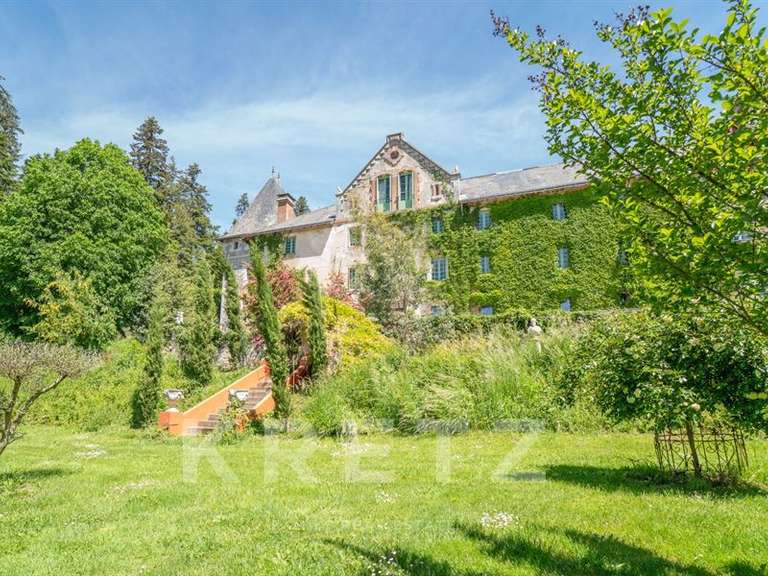 Château Lacaze - 9 chambres - 824m²