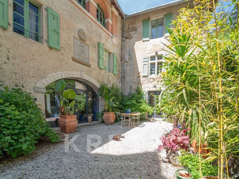 Château Lacaze - 9 chambres - 824m²