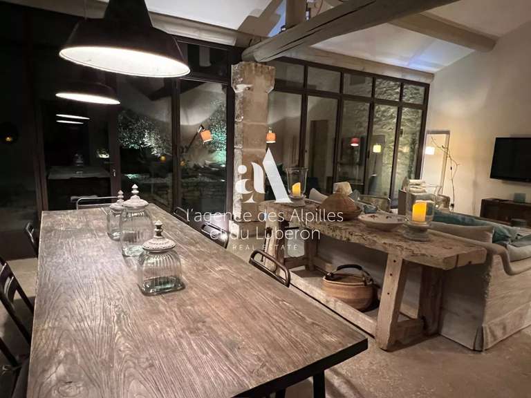 Maison Lacoste - 5 chambres - 10700m²