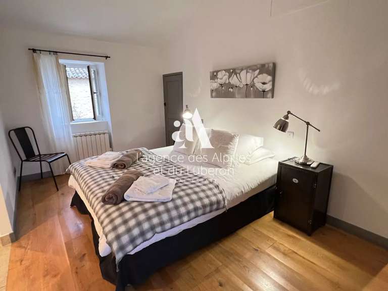 Maison Lacoste - 5 chambres - 10700m²