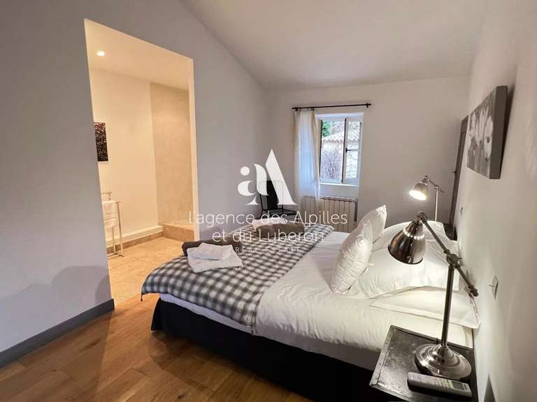 Maison Lacoste - 5 chambres - 10700m²