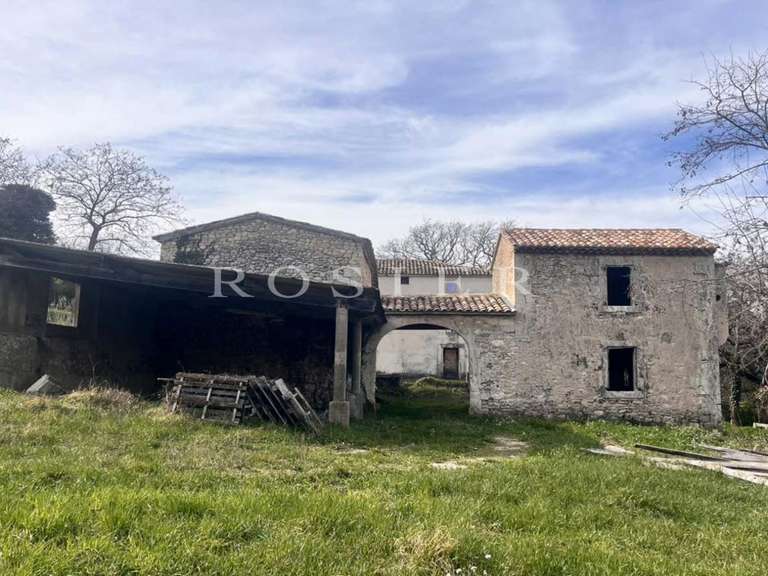 Maison Lacoste - 600m²