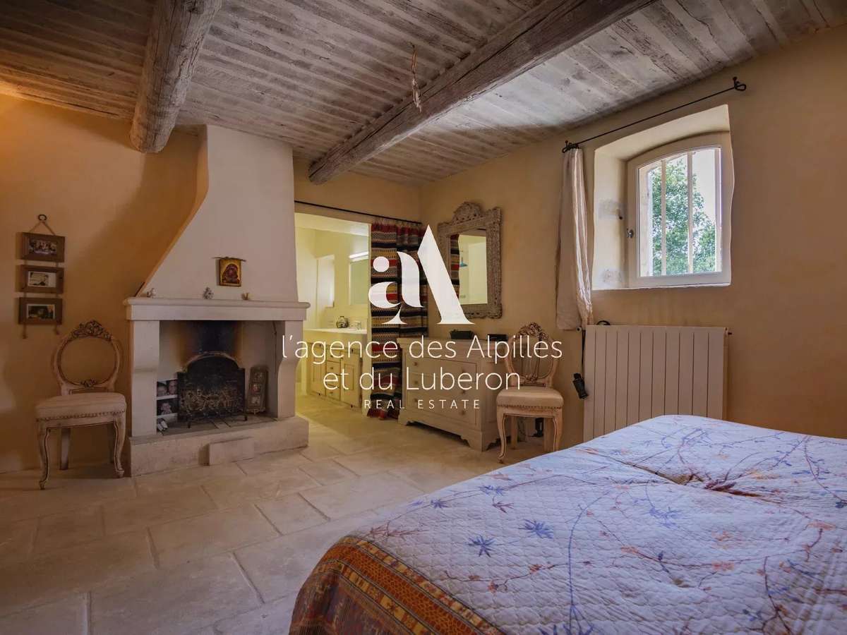 Maison Lacoste