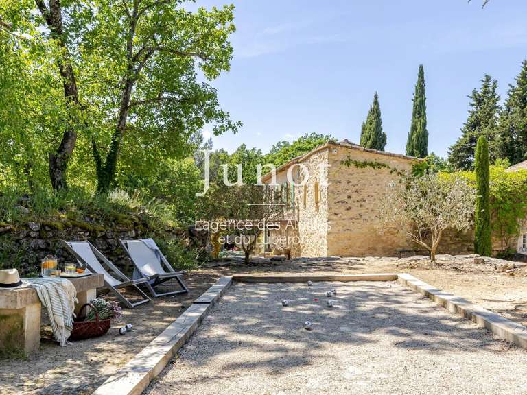 Maison Lacoste - 5 chambres - 10700m²