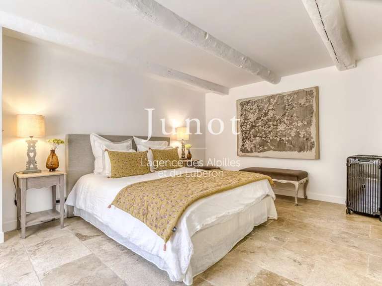 Maison Lacoste - 5 chambres - 10700m²