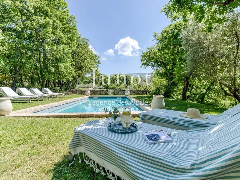Maison Lacoste - 5 chambres - 10700m²