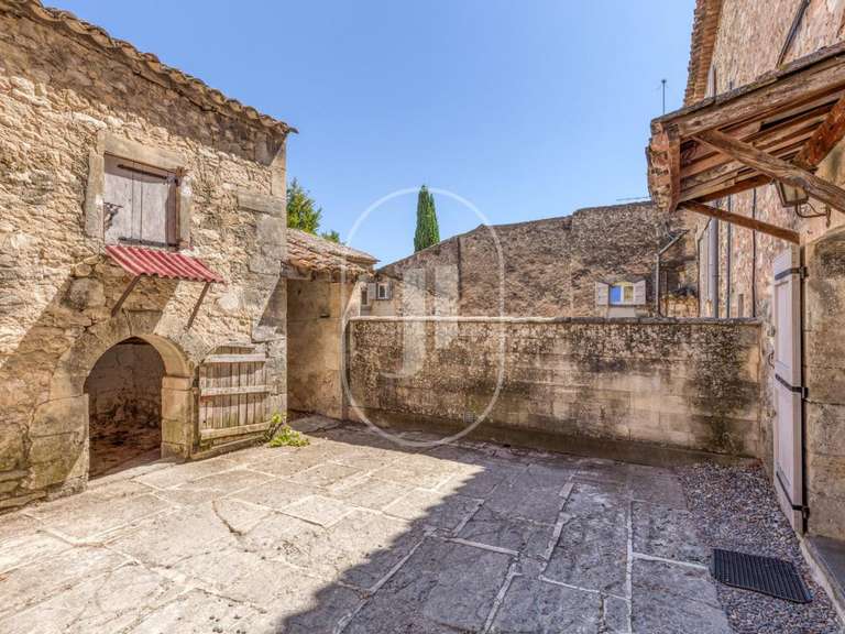 Propriété Lacoste - 12 chambres - 350m²