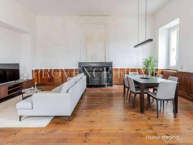 Propriété Lacoste - 12 chambres - 350m²