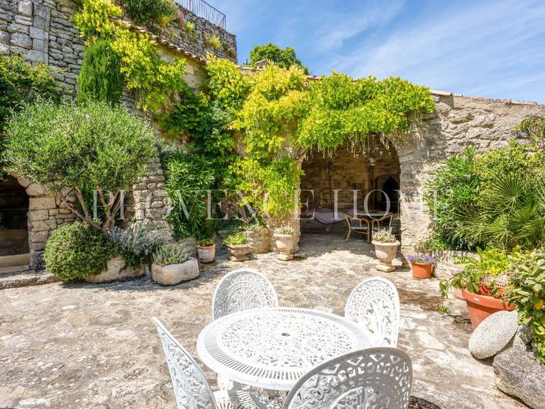 Propriété Lacoste - 4 chambres - 174m²