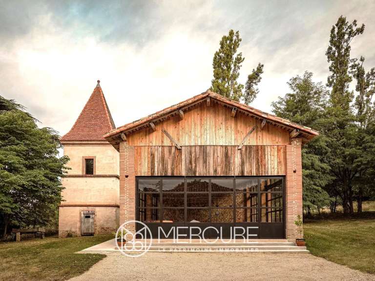 Propriété Lafrançaise - 1002m²