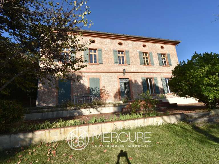 Propriété Lafrançaise - 1002m²