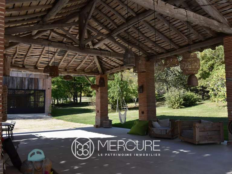 Propriété Lafrançaise - 1002m²