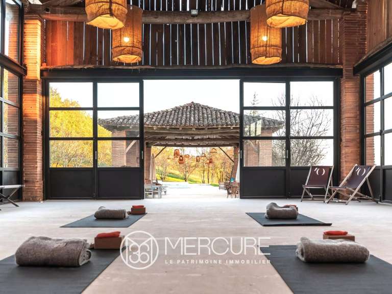 Propriété Lafrançaise - 1002m²