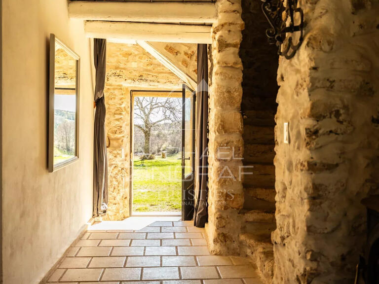 Propriété Lagarde-d'Apt - 6 chambres - 910m²