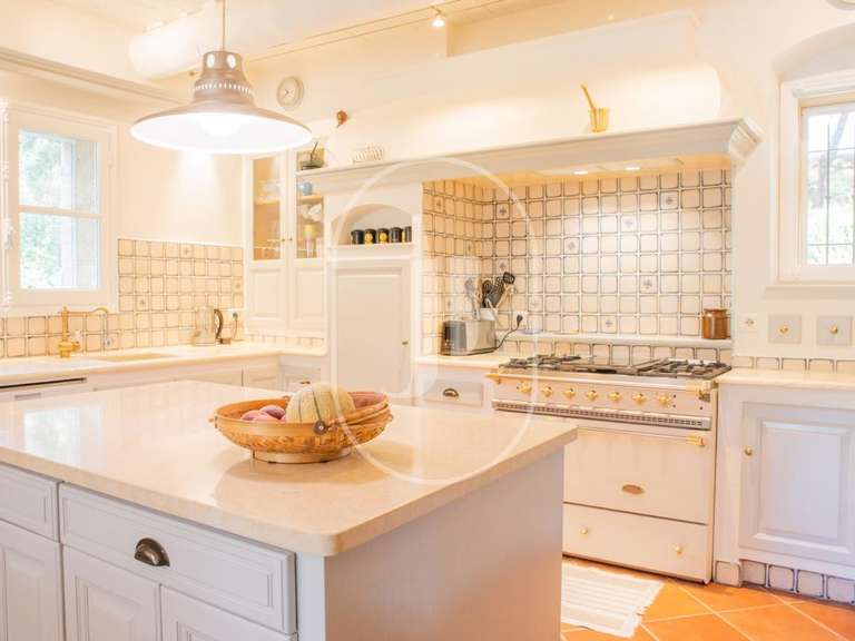 Maison Lagarde-Paréol - 7 chambres - 275m²
