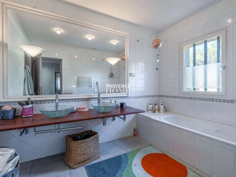 Maison Lagnes - 6 chambres - 321m²