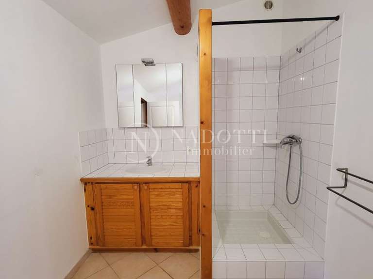 Maison Lagnes - 6 chambres - 196m²