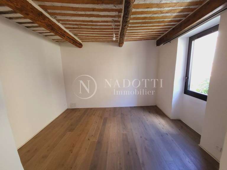 Maison Lagnes - 6 chambres - 196m²