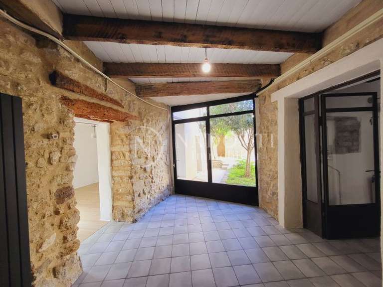 Maison Lagnes - 6 chambres - 196m²