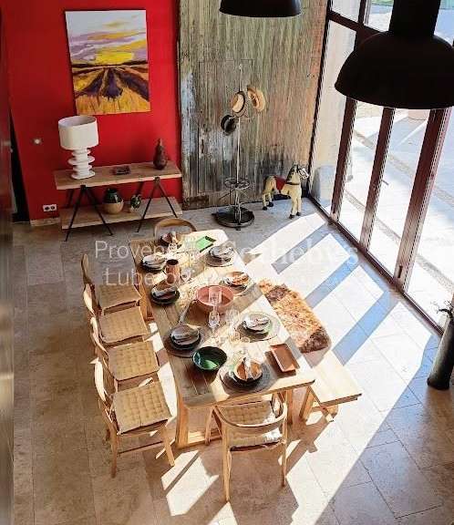 Maison Lagnes - 858m²